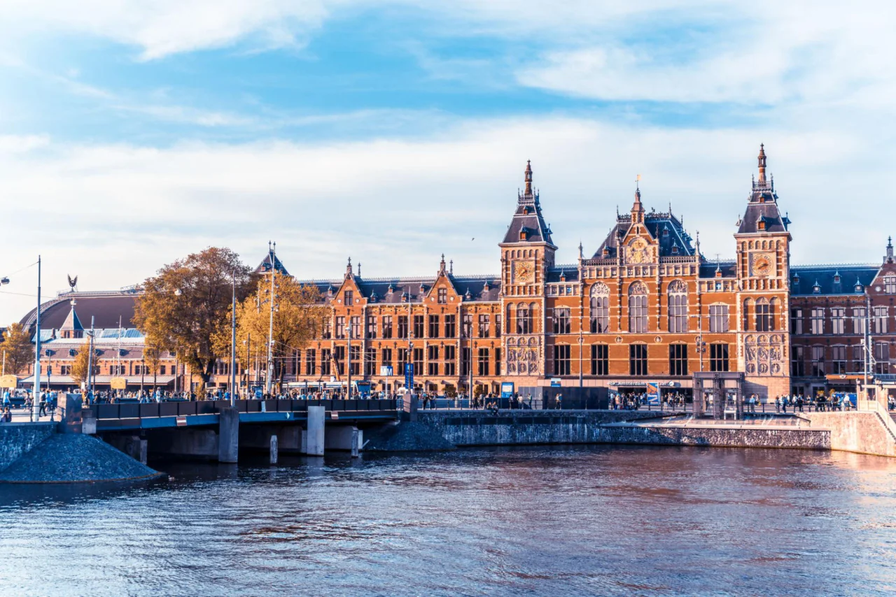Destinație pentru feribotul Amsterdam