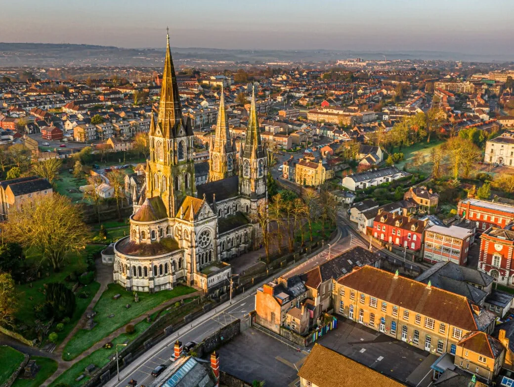 Cork oraș, râul Lee și străzi colorate din sudul Irlandei