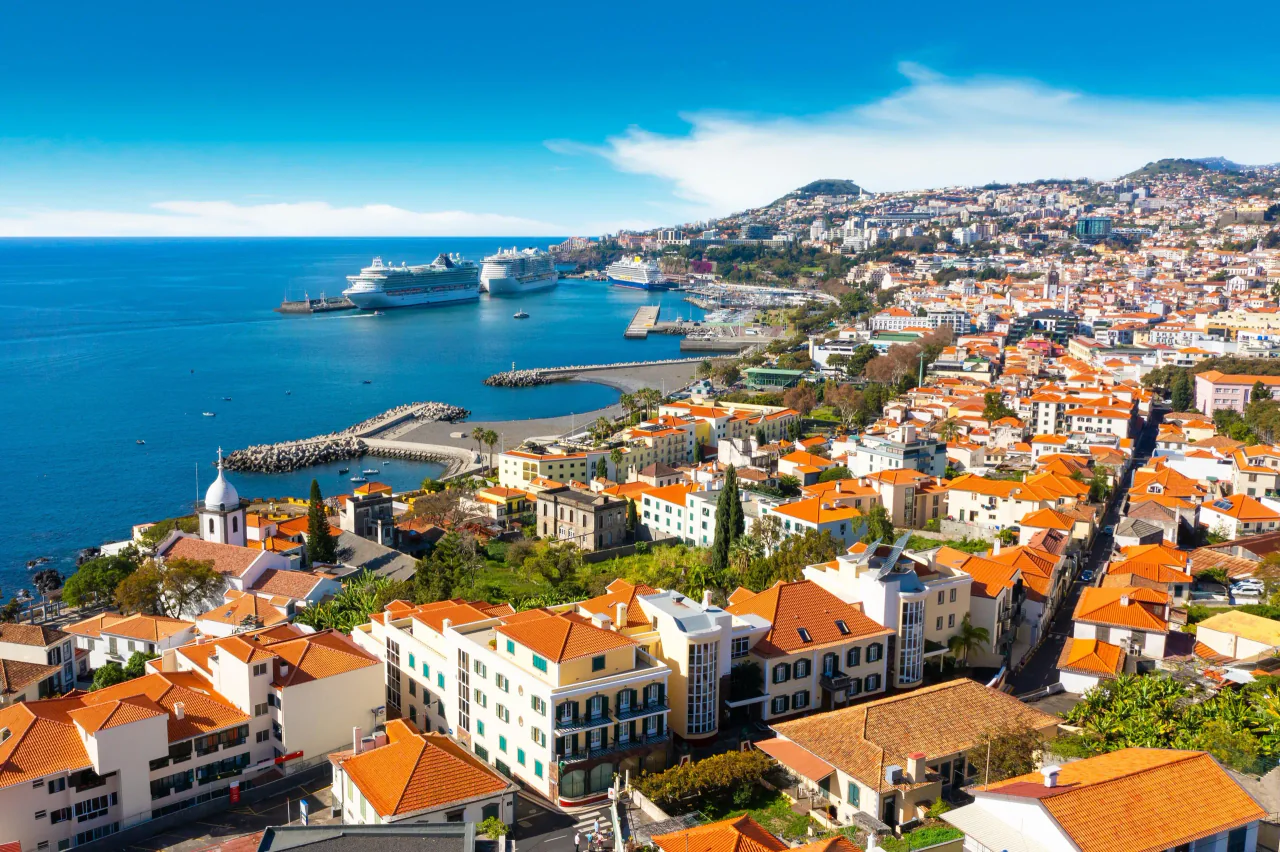 Destinație pentru feribotul Funchal