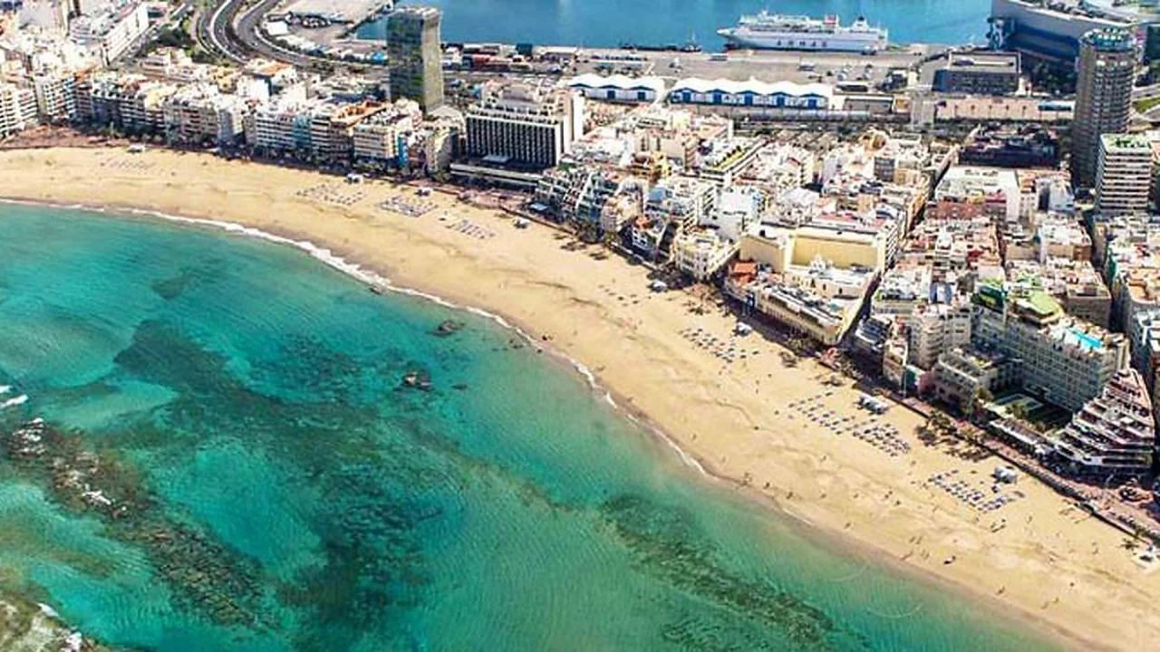 Destinație pentru feribotul Las Palmas