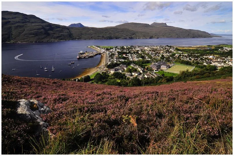 Destinație pentru feribotul Ullapool