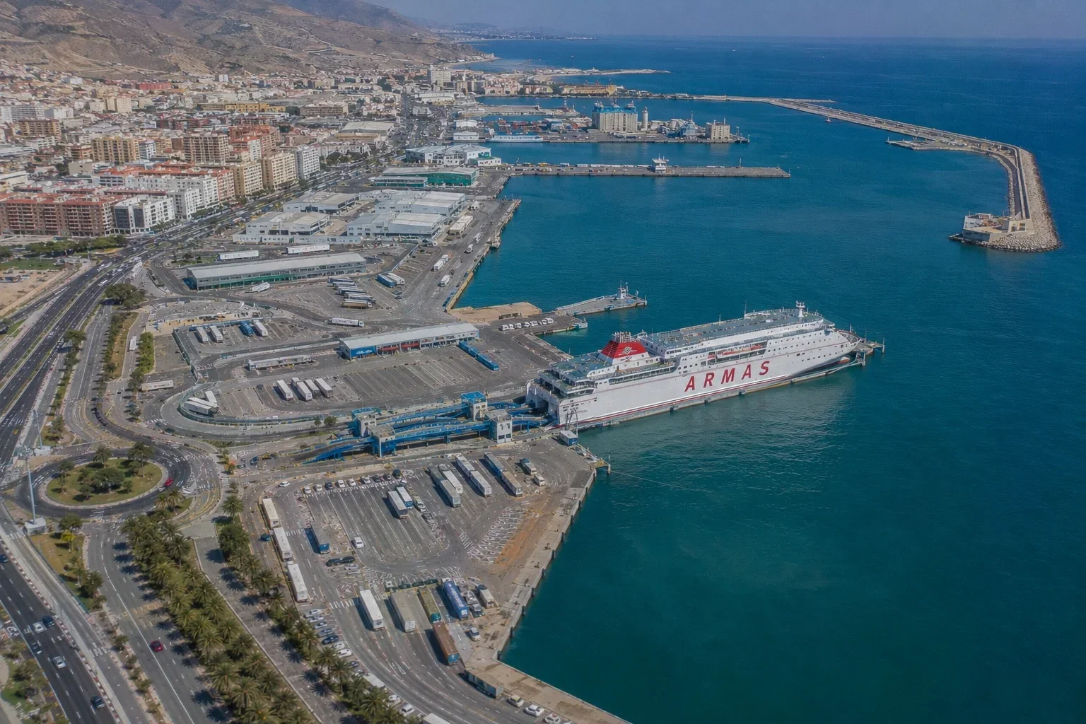 Port de feriboturi Almería