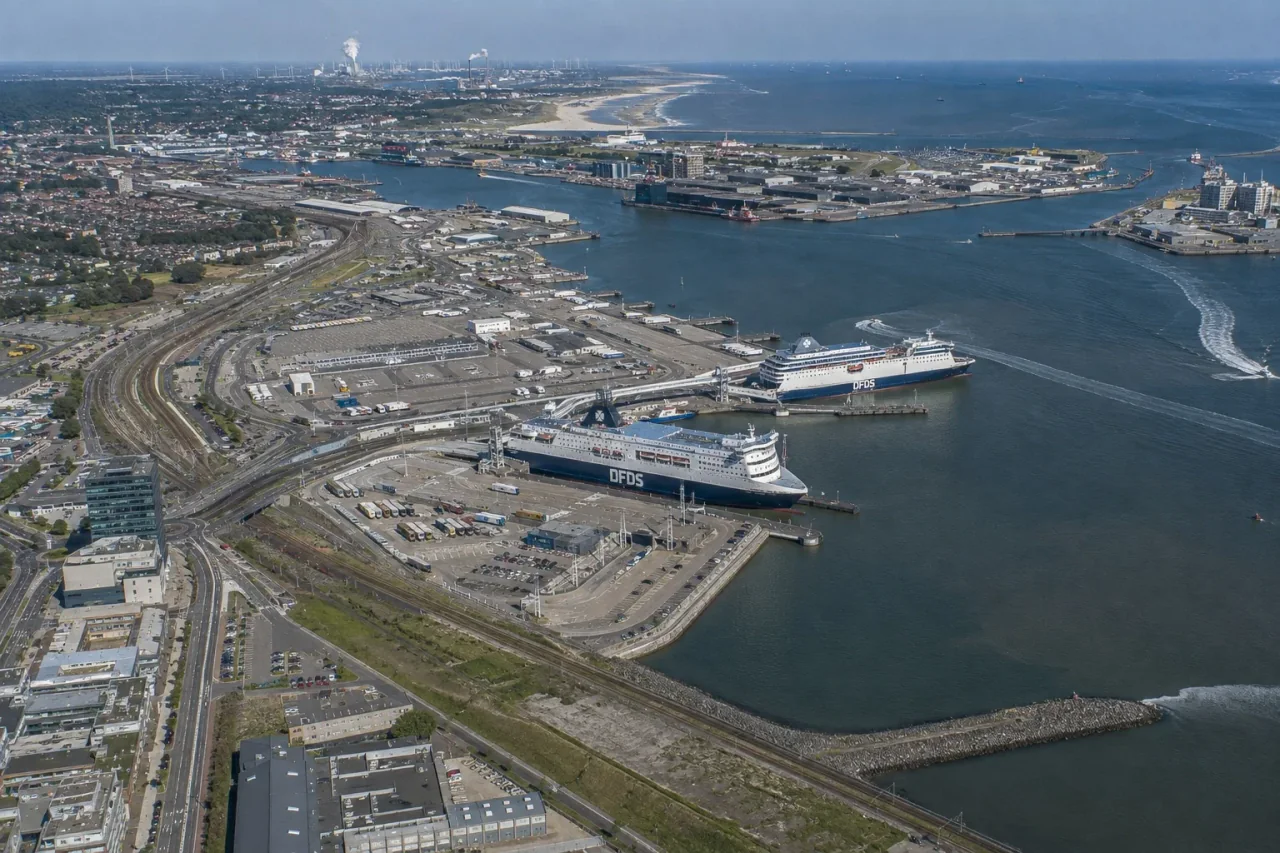 IJmuiden Portul de feriboturi și zona terminalului de feriboturi