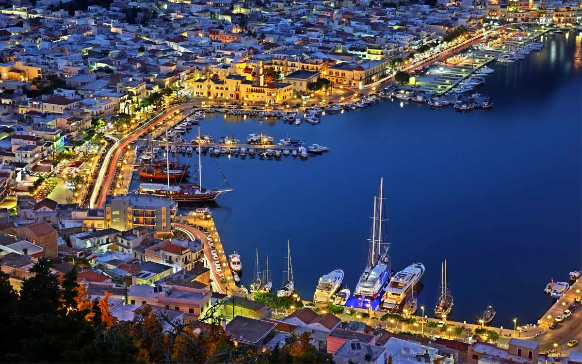 Portul de feriboturi din Kalymnos