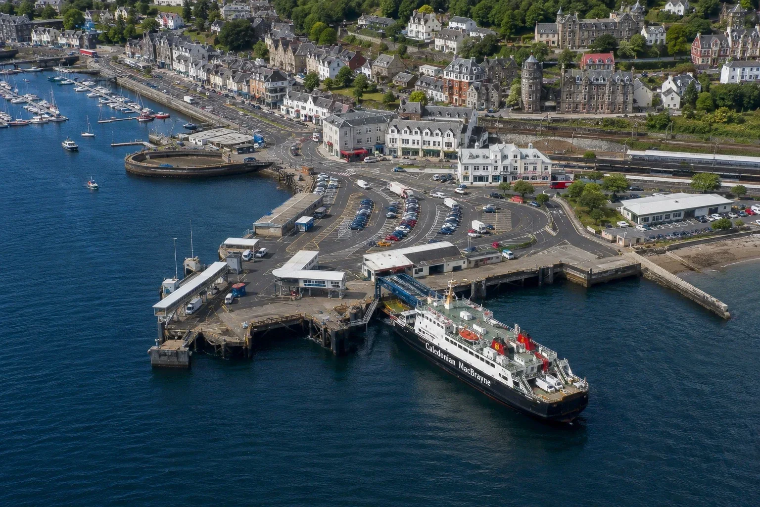 Oban Port și port de feriboturi din Scoția