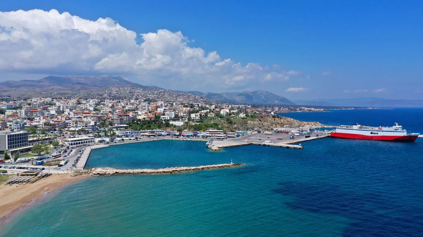 Portul de feriboturi din Rafina