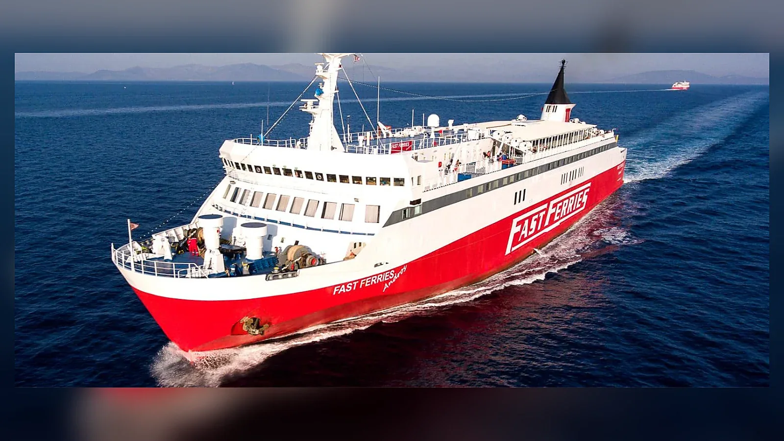 Feribotul Fast Ferries